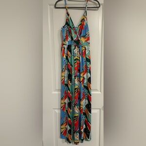 NWOT This maxi is vibrant & stunning for Spring! Adjustable straps, medium!